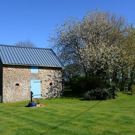 Vila La Martiniere Saint-Aubin-Fosse-Louvain Exteriér fotografie