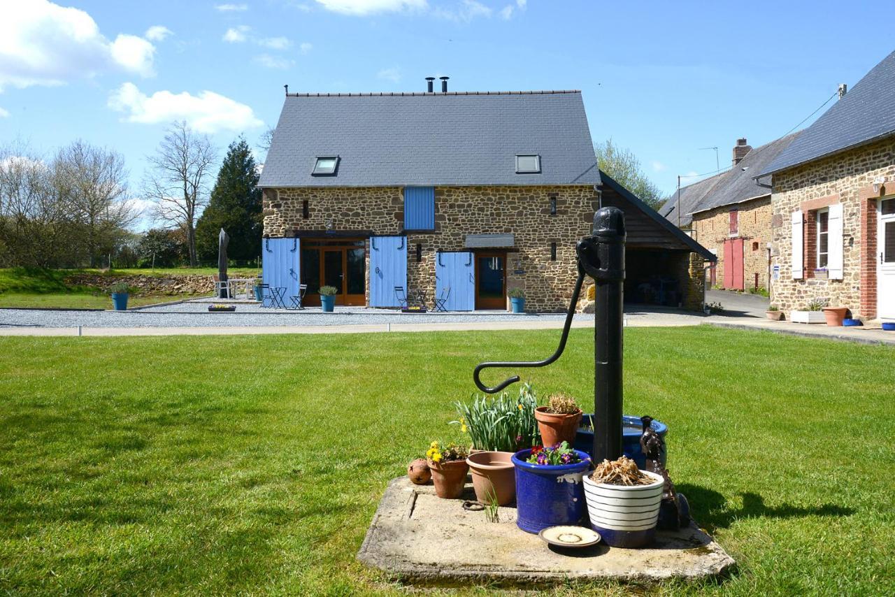 Vila La Martiniere Saint-Aubin-Fosse-Louvain Exteriér fotografie