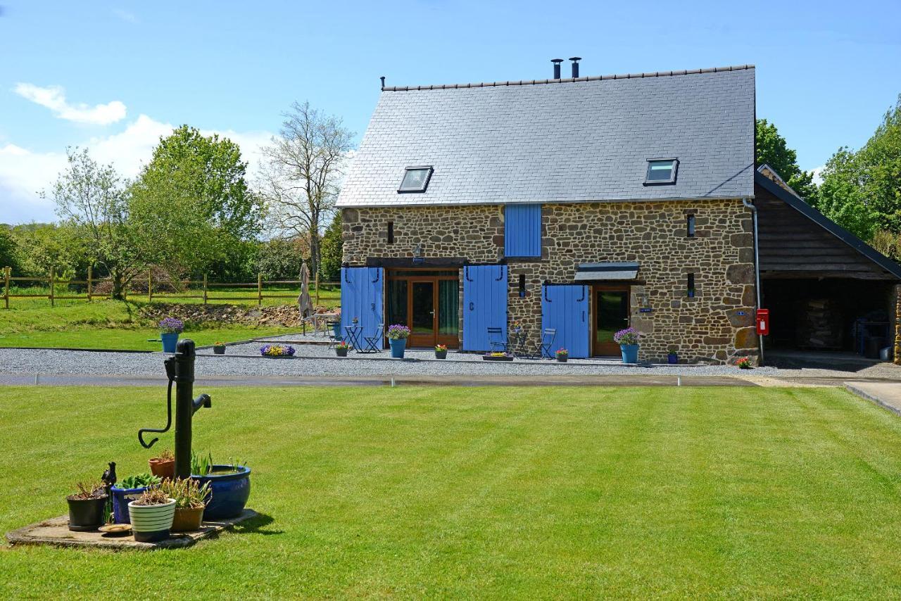 Vila La Martiniere Saint-Aubin-Fosse-Louvain Exteriér fotografie